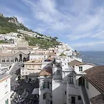 Amalfitano 아파트 *