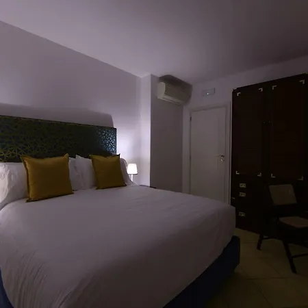 Amalfitano * אמאלפי