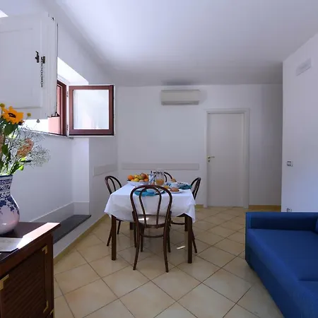 Amalfitano דירה *